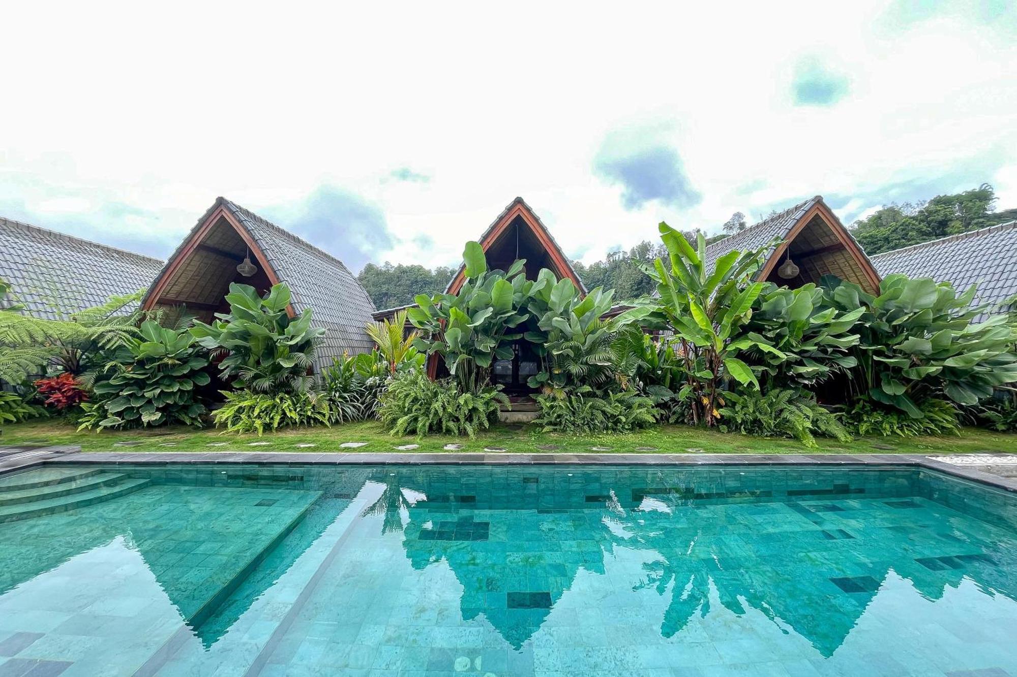 The Caldera Villas Kubupenlokan Екстериор снимка